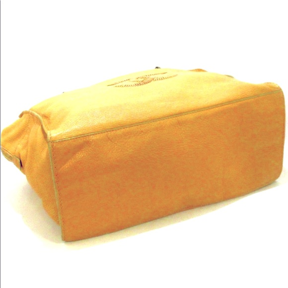 Chanel perfect for Fall!!! Tan/ yellow with lime green on edges - Picture 14 of 16